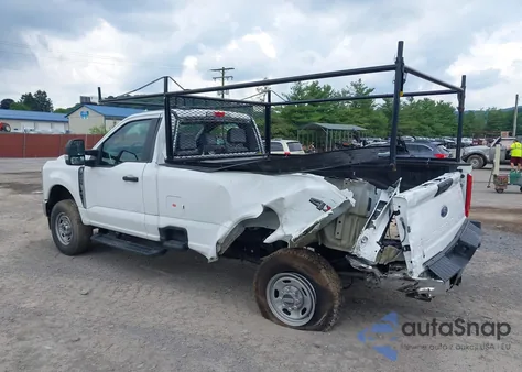2024 Ford F250 Super Duty z USA, uszkodzony, nr VIN 1FTBF2BA2REC07580